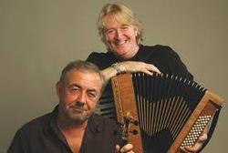 Phil Cunningham and Aly Bain Join Ulster Orchestra for 5th Annual Burns Night Concert picture