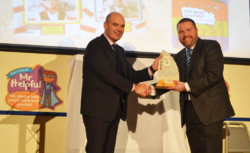 Cregagh Primary School receives Flagship Award picture